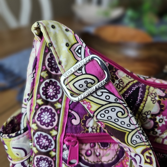 Vera Bradley "Frannie" bag and matching wallet in "Very Berry Paisley" print - Picture 3 of 13